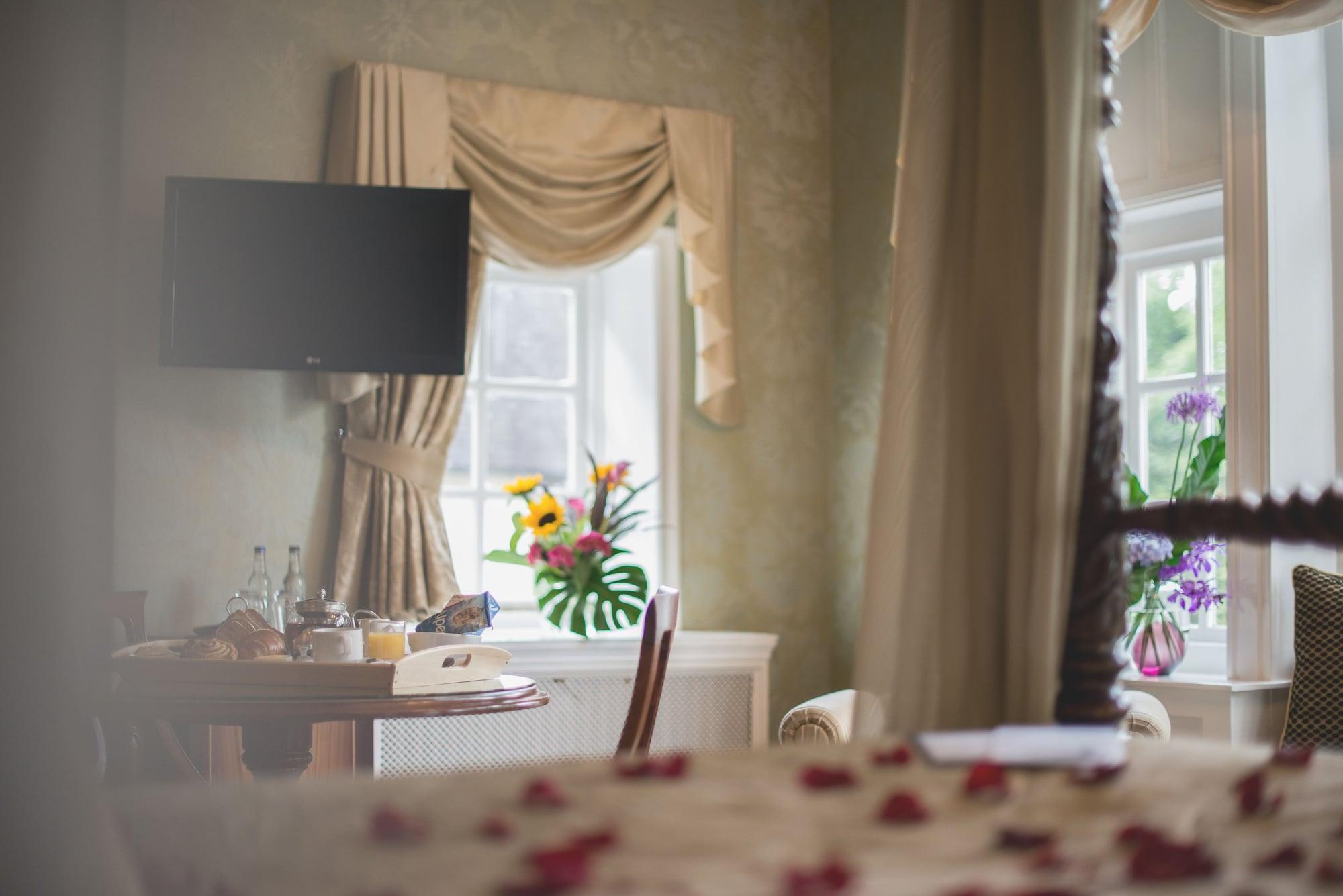 Mere Court Hotel ナッツフォード エクステリア 写真