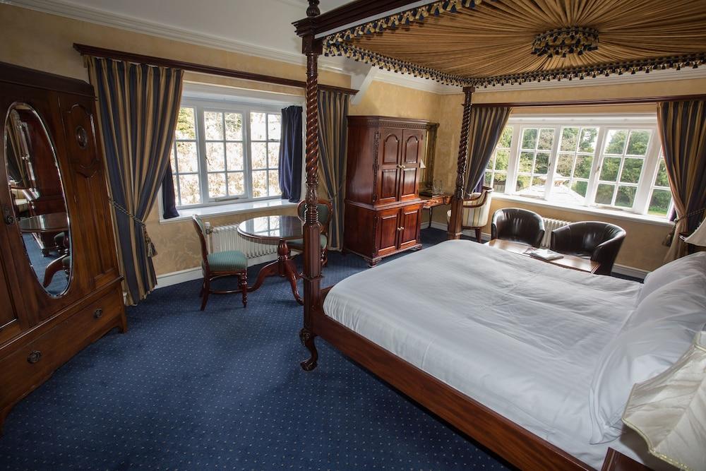 Mere Court Hotel ナッツフォード エクステリア 写真